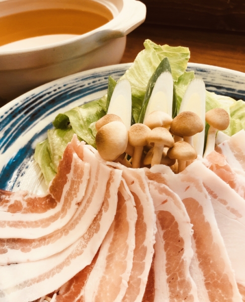豚とレタスの旨塩なべ